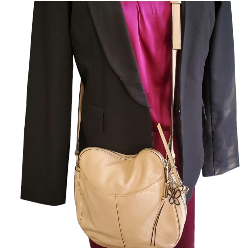 Vince camuto peach pink crossbody bag purse